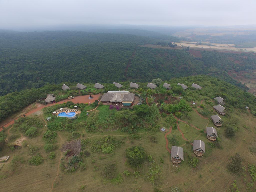 Rhotia Valley Tented Lodge And Children'S Home 卡拉图 外观 照片
