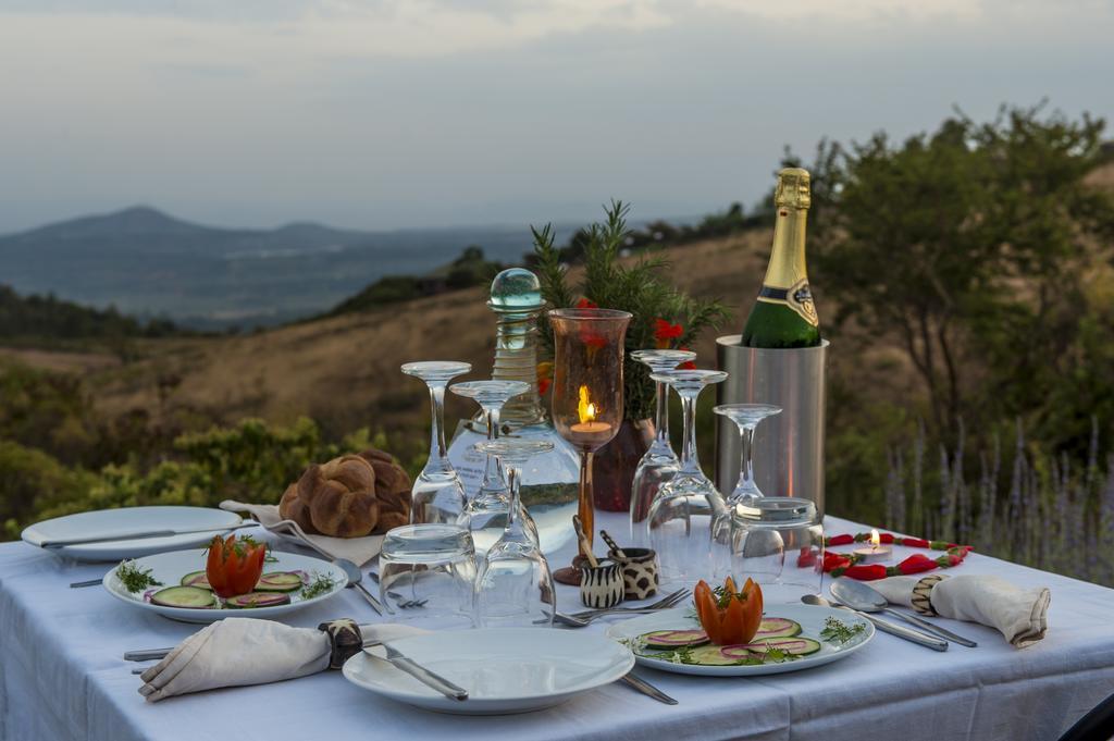 Rhotia Valley Tented Lodge And Children'S Home 卡拉图 外观 照片