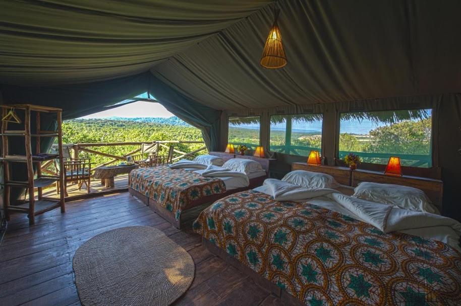 Rhotia Valley Tented Lodge And Children'S Home 卡拉图 外观 照片